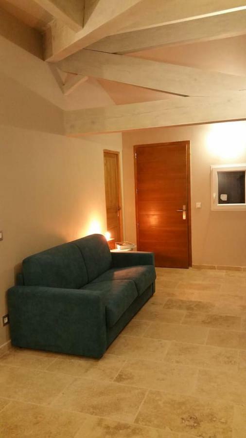Coquet 2 Pieces Au Calme Avec Piscine Villa Fontvieille Exterior foto